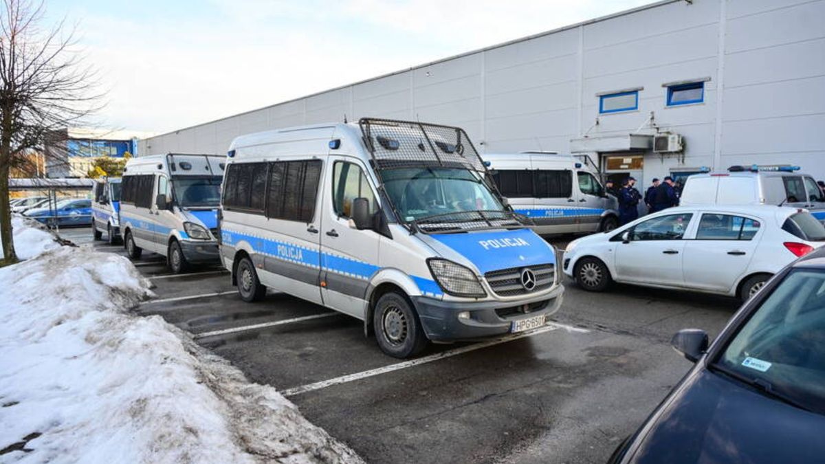 Świadkowie relacjonują atak nożownika w Olkuszu