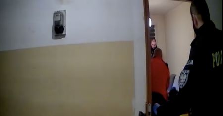 Jelenia Góra. Pogotowie ratunkowe pod ostrzałem. Do sieci wyciekł kontrowersyjny film