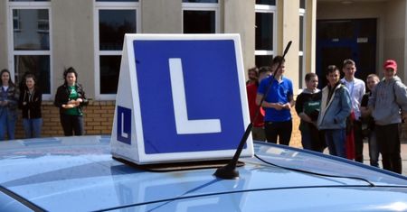 Planujesz zrobienie prawa jazdy? Taki wzrost cen może cię zaskoczyć