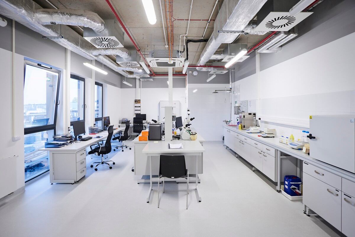Laboratorium gorzelni Stock Polska