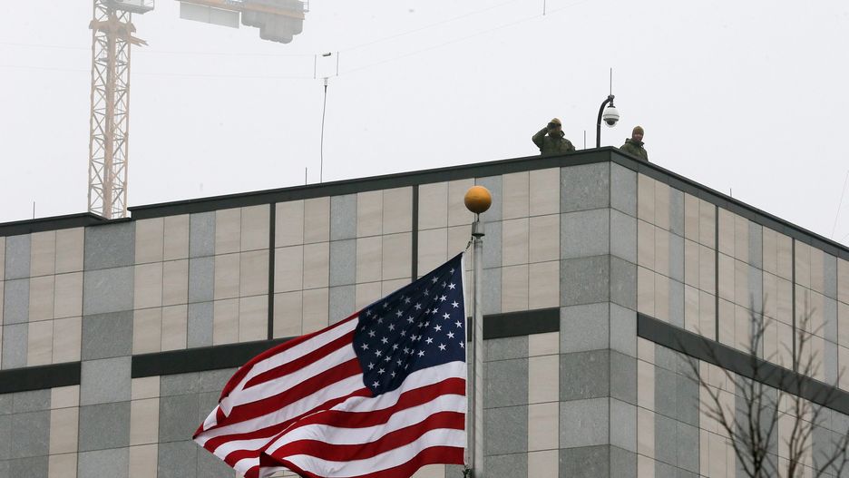 Amerykańskie media: USA nakazały ewakuację rodzin swoich dyplomatów z Ukrainy