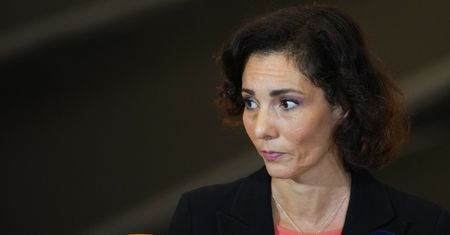 Belgia zablokowała użycie rosyjskich środków. Komisarz tłumaczy