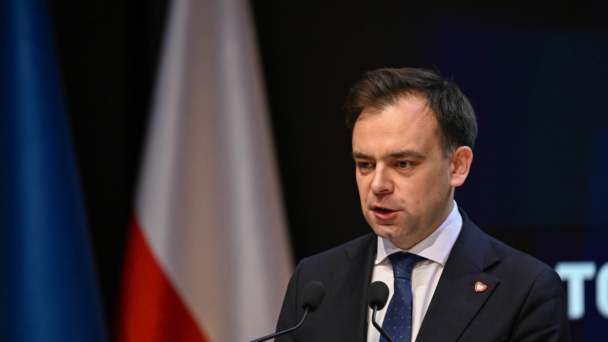  Minister finansów Andrzej Domański 