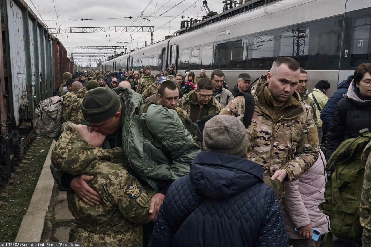 Ukrainians escape war: Thousands cross into Moldova illegally