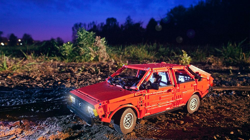 Wierna kopia Poloneza z klocków Lego 1