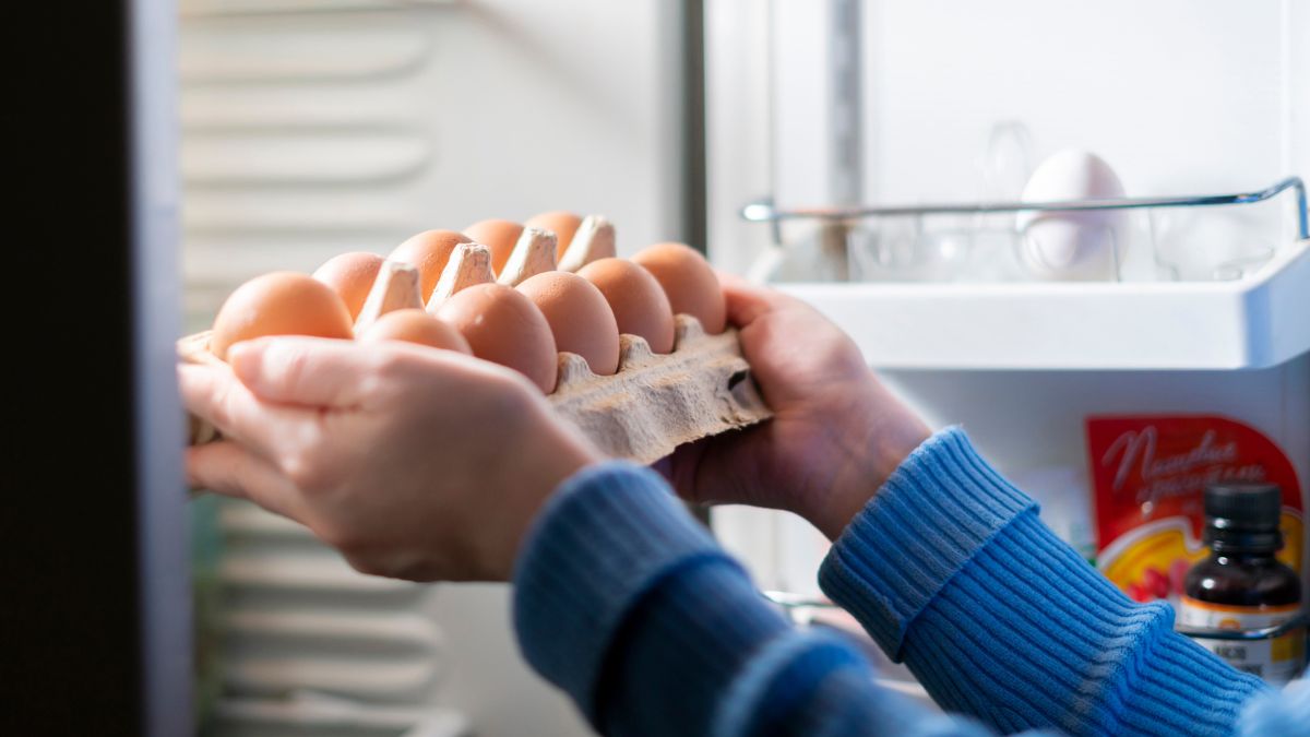 Przechowywanie jaj w lodówce. 