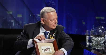 "Złoty chłopak PiS". Tajny program, wpadka i szanse Magdaleny Ogórek