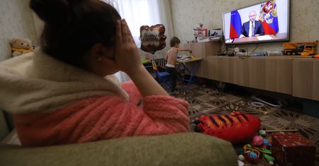 Putin miał być Piotrem Wielkim, został memem. Kremlowska propaganda po roku nudzi już nawet Rosjan