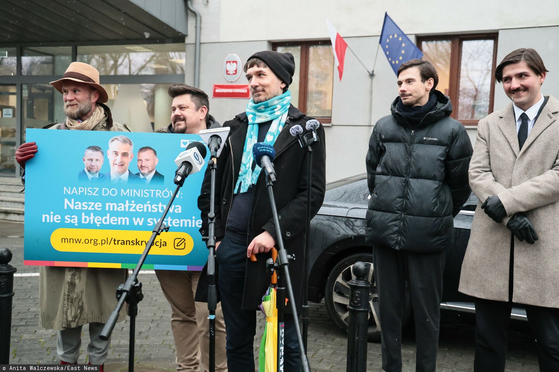 Rządowa wojna o małżeństwa jednopłciowe

️ @grzegorzosiecki, @tzolciak