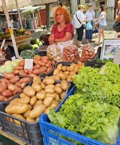 Bazary w tarapatach. Eksperci nie mają złudzeń
