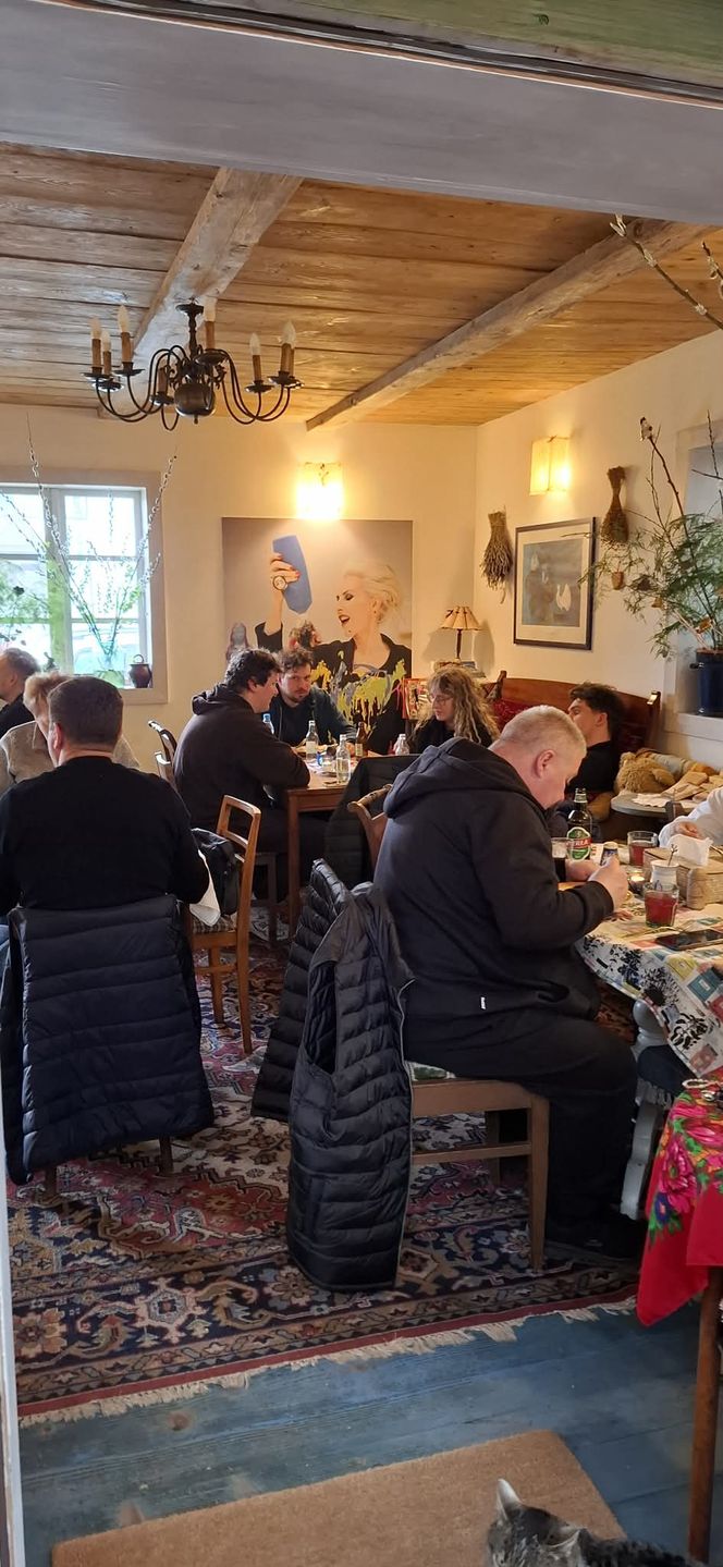 Wnętrze restauracji Mama