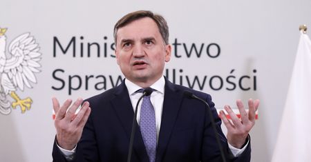 Ziobro nawet tego nie ukrywa. Chodzi o prezesa PiS