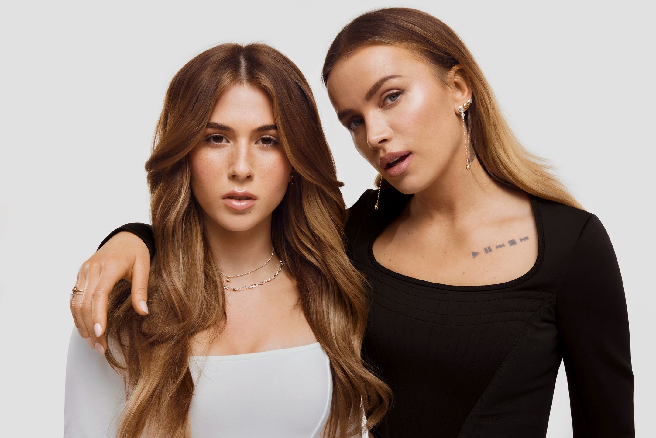 Roxie Węgiel i Maffashion zostały nowymi ambasadorkami marki TOUS 