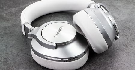 Technics EAH-A800 – recenzja. Słuchawki, które wywołują dyskusję