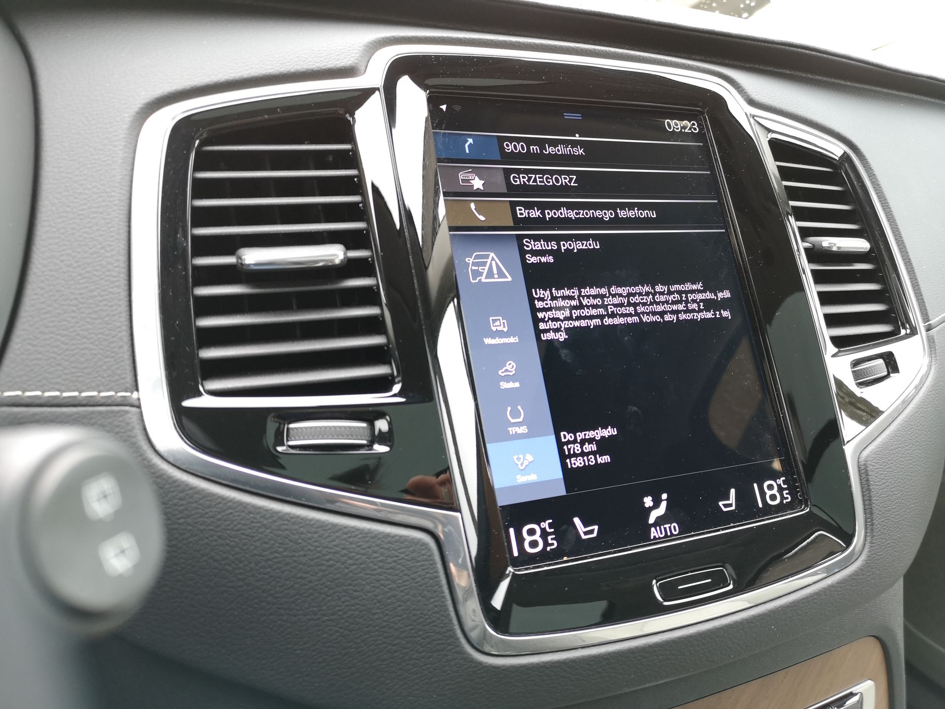 Volvo XC90: Volvo Sensus, audio Bowers & Wilkins i systemy bezpieczeństwa 11