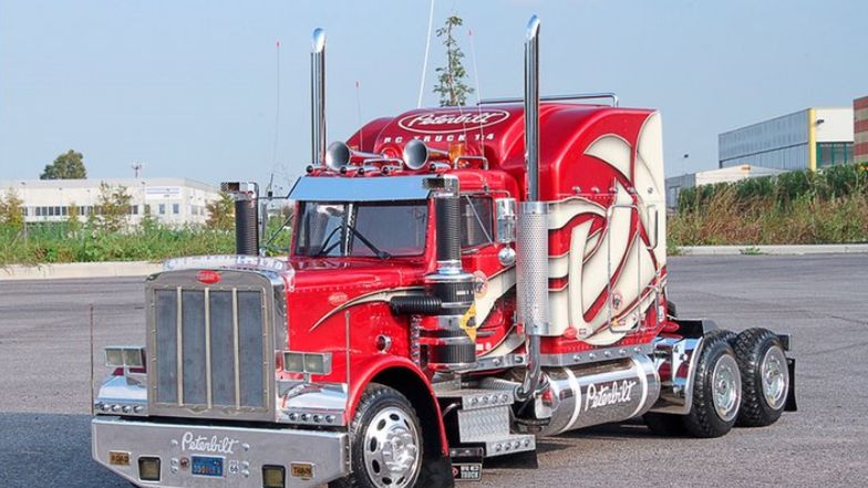 Co potrafi ta miniaturowa ciężarówka? [wideo] 1