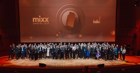 Wysyp złotych statuetek na IAB MIXX Awards 2025. Zobacz, kto zwyciężył w digitalu!