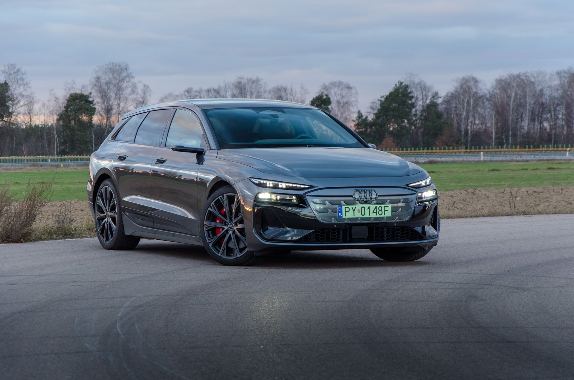 Audi S6 e-tron