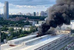 Gryzący dym nad rosyjskim miastem. Płonie ważna fabryka