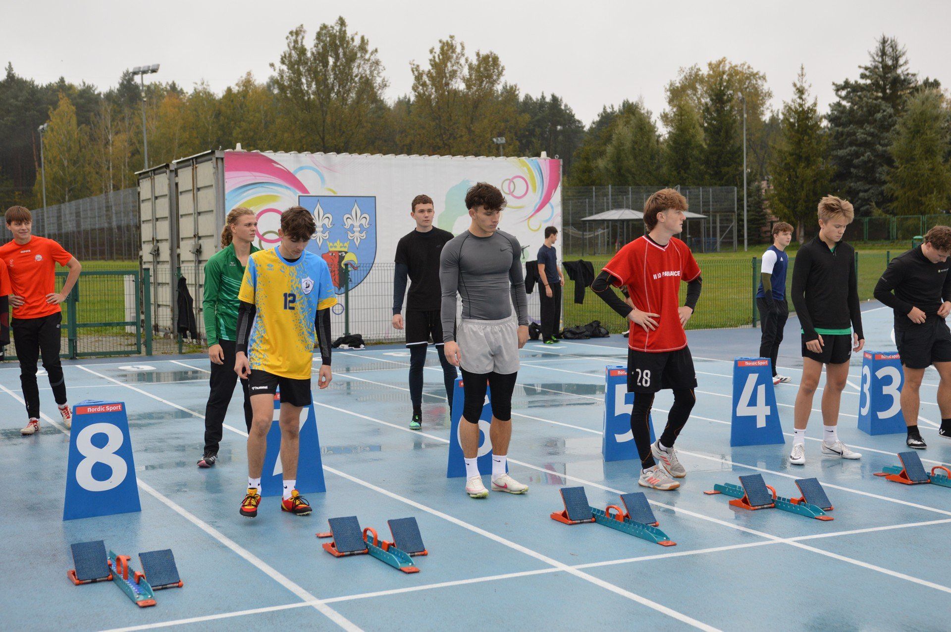 Bełchatów. Ponad 200 zawodników uczestniczyło w finale wojewódzkiej Szkolnej Ligi Lekkoatletycznej szkół ponadpodstawowych
