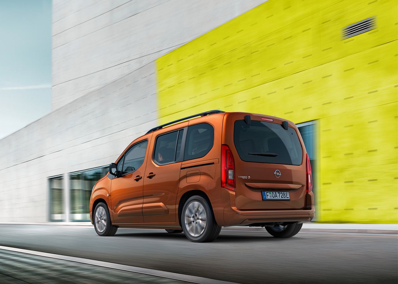 Opel zaprezentował nowego Combo-e Life. Przejedzie 280 km na jednym ładowaniu