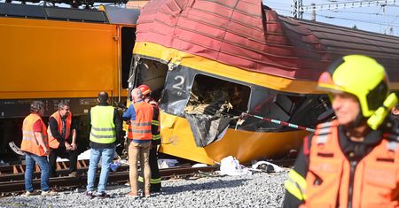 Echa katastrofy kolejowej w Czechach. Są nagrania z momentu tragedii