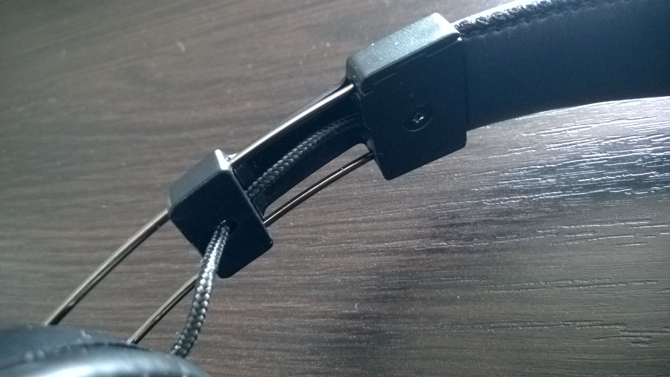 Razer Adaro Wireless – wygoda, mobilność i jakość, które uzależniają [test] 3