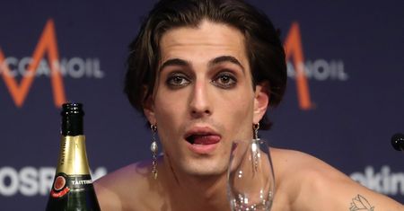 Odkryto zdjęcia Damiano Davida z lat SZKOLNYCH! Zwycięzca Eurowizji nie przypomina samego siebie (FOTO)