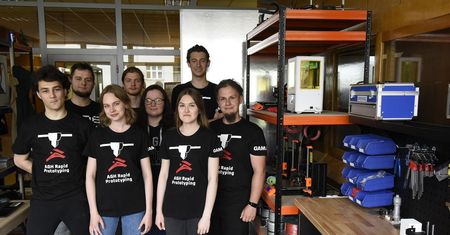 Robią to dla kolegi ze studiów. Piękny gest studentów AGH w Krakowie