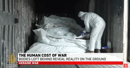 Rosjanie świętowali na Placu Czerwonym. A tysiące ciał żołnierzy zostawili w Ukrainie