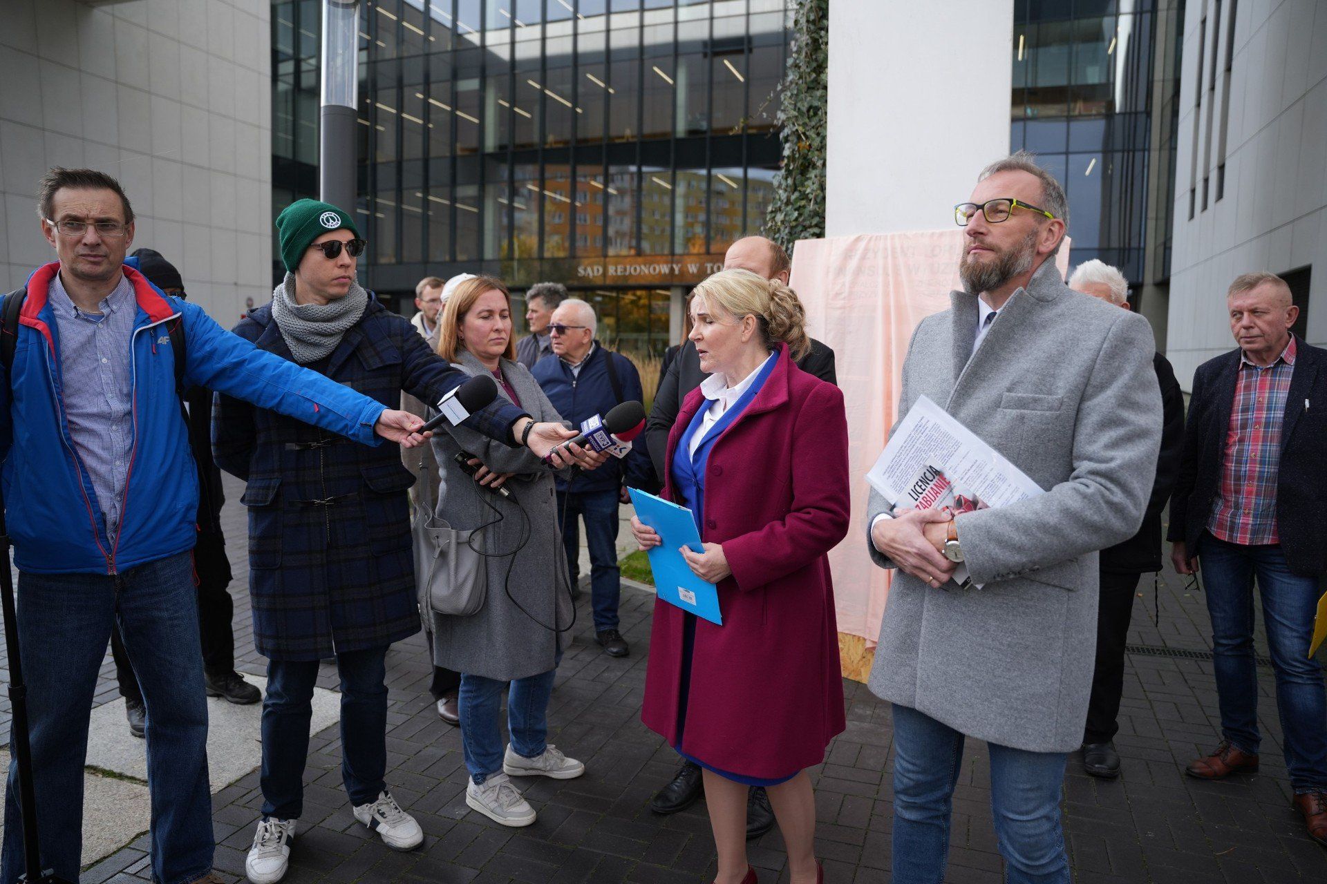 Rozprawa przed Sądem Rejonowym w Toruniu w postępowaniu o wykroczenie podczas Publicznego Różańca o Odnowę Moralną Narodu Polskiego