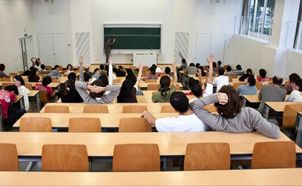 ZUS wypłaci rentę rodzinna za całe wakacje studentowi pierwszego roku!