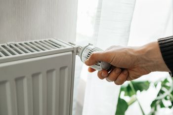 Sezon grzewczy w Krakowie z problemami. "Mamy natłok zgłoszeń"