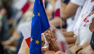 Niepokojący sondaż. Polacy coraz bardziej sceptyczni wobec UE