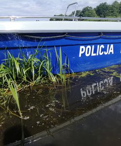 Mazowsze. Tragedia nad Narwią. Trwają poszukiwania 32-latka, który postanowił przepłynąć rzekę wpław