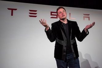 Tesla znów obrywa rykoszetem. Duży spadek po politycznej zapowiedzi Muska