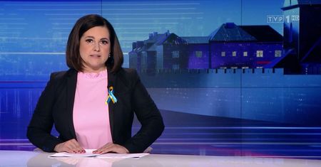 Prawie cztery minuty. "Wiadomości" nie przepuściły takiej okazji