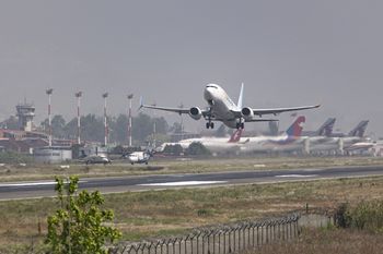 Ceny biletów pójdą w górę. Jest decyzja KE ws. objęcia opłatami ETS lotów do 5000 km