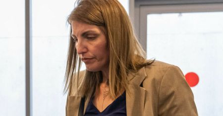 "Nie miała prawa odmówić". Francuzkę zgwałciło ponad 500 mężczyzn