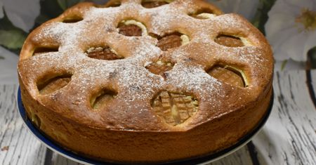 Ciasto z gruszkami. Zrobisz je w 10 minut