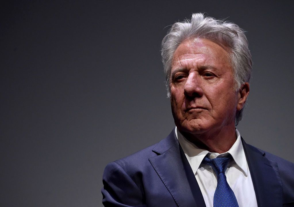 Dustin Hoffman ponownie oskarżony o molestowanie seksualne. "Nie potrafił trzymać rąk przy sobie!"