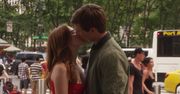Trzy romanse, jeden film. Najnowsza produkcja Netflixa