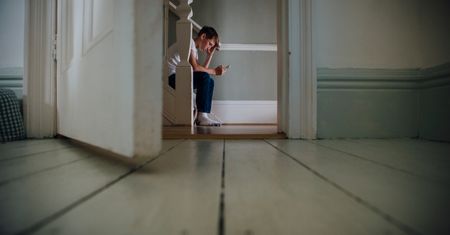 11-latek zadzwonił na policję. Przestraszył się… własnej babci