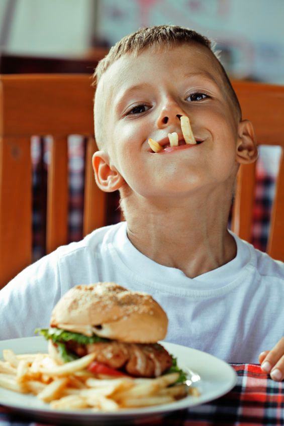 Dzieci traktują restauracje jako plac zabaw