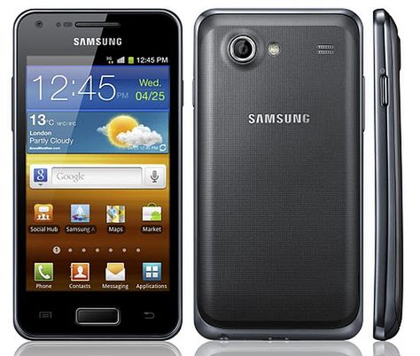 Samsung Galaxy S Advance w przedsprzedaży