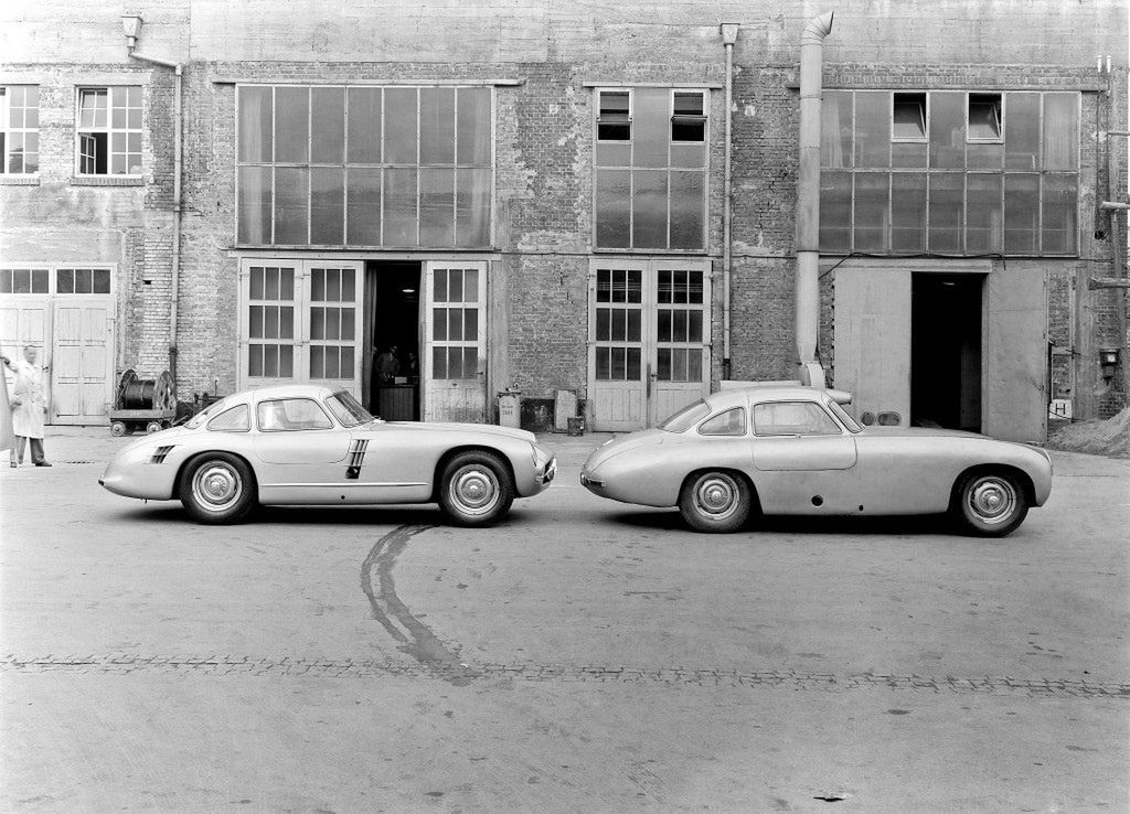 Porównanie pierwszego 300 SL (W194) i jego niedoszłego następcy W194/11