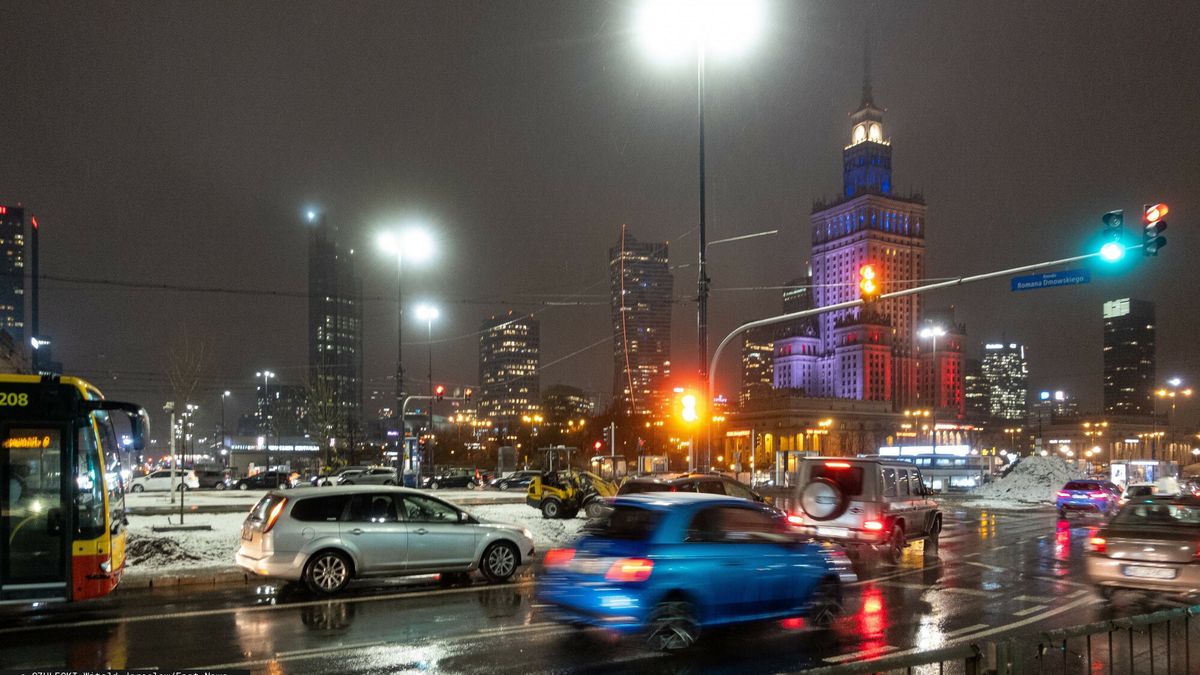 W Warszawie samochodów jest już więcej niż mieszkańców