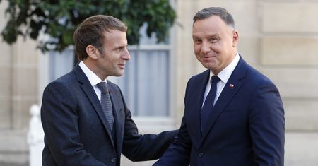 Polska rezygnuje z francuskiego atomu. "To kolejny prztyczek w nos"