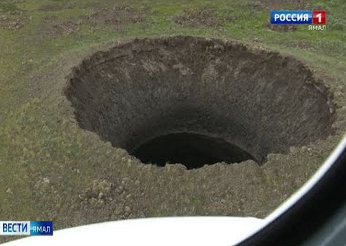 "Wybuch bąbla" w Rosji. Rok temu tego gigantycznego krateru na Syberii nie było
