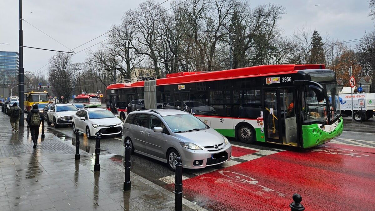 Awaria trolejbusu na Al. Racławickich w Lublinie